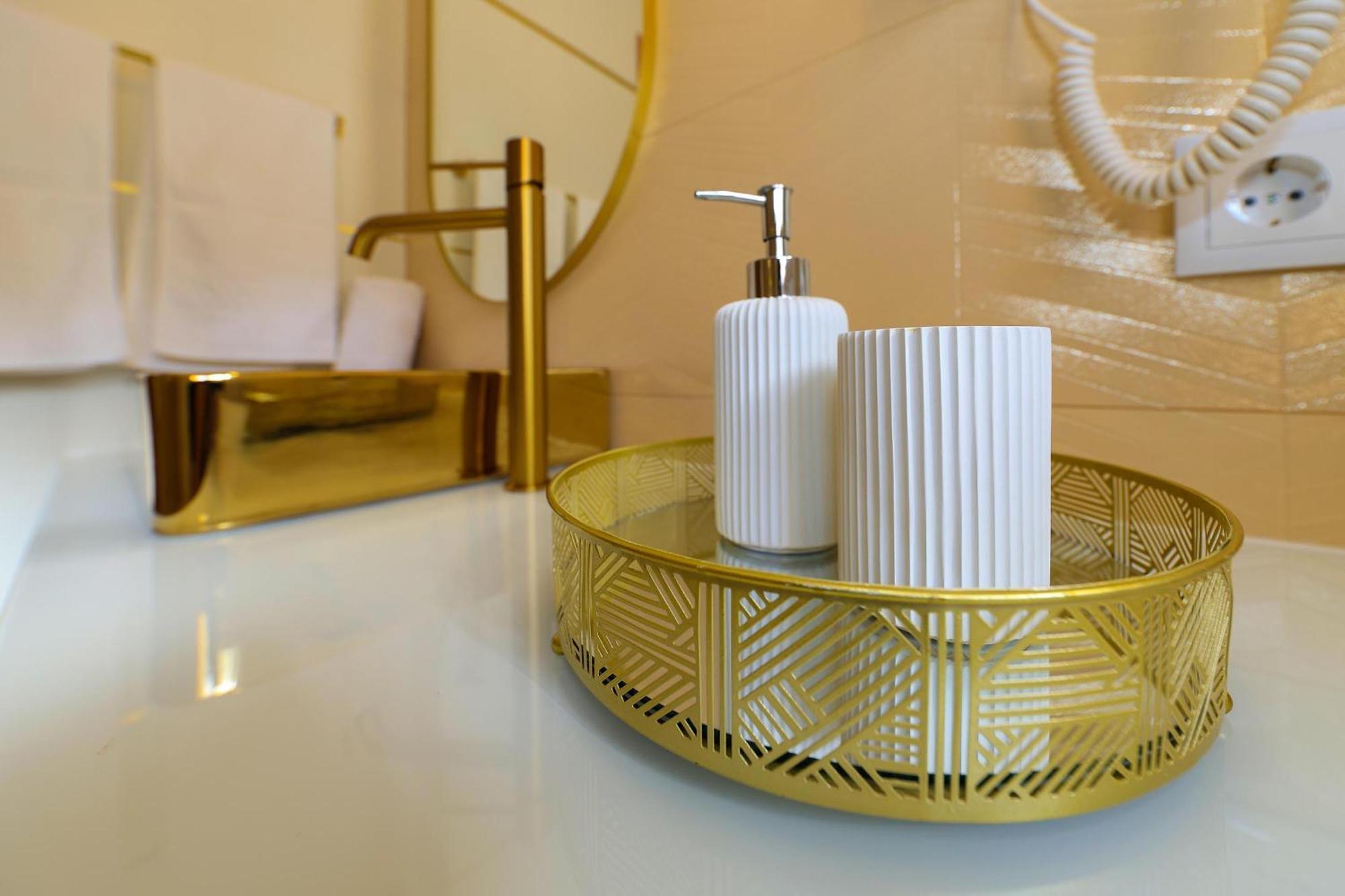 Moradia Chicharro Hotell Nazaré Exteriör bild